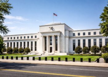 Fed Breaks Its Three-Year Pause With a Rate Hike