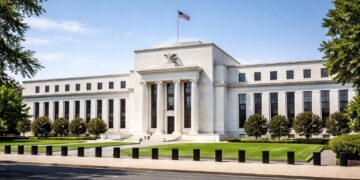 Fed Breaks Its Three-Year Pause With a Rate Hike